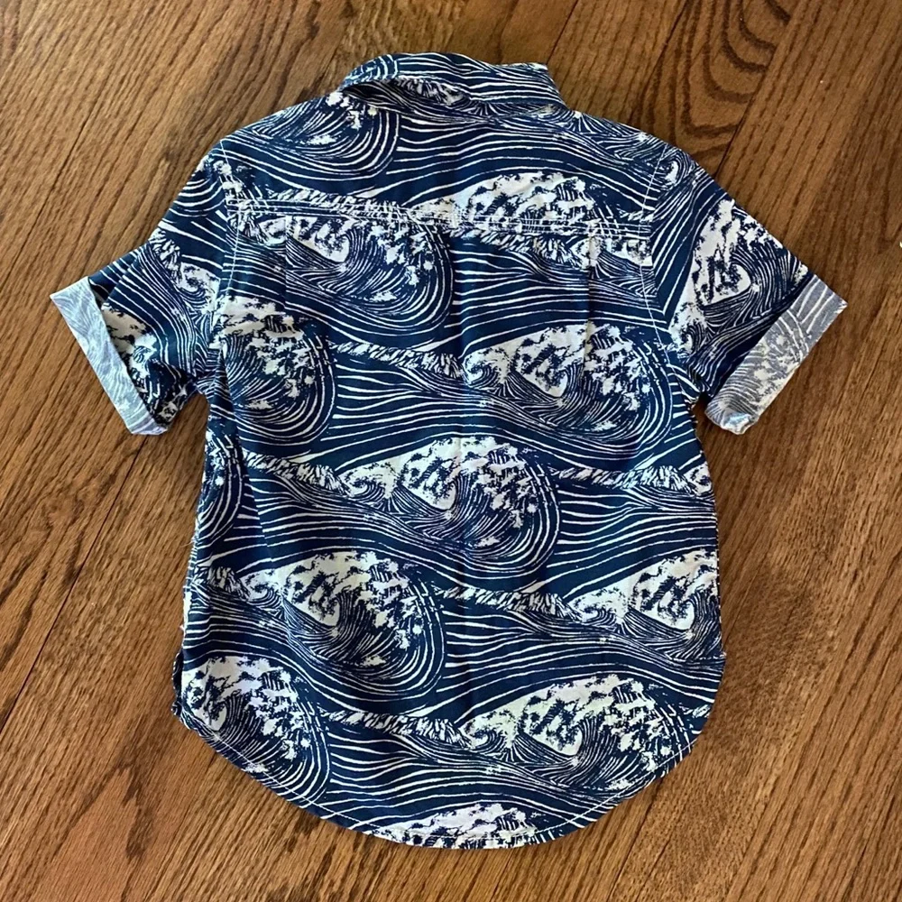 Bundle of 2 Baby Gap button down shirts